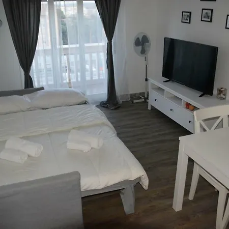 Domus Romuli